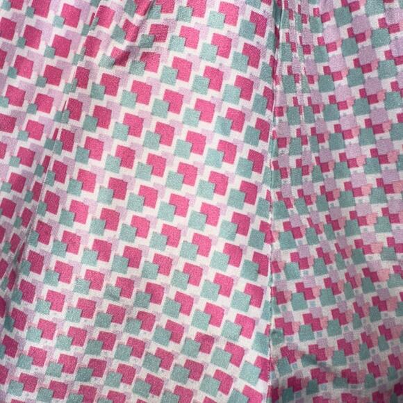 Nike Toddler Girl Pink Blue Pattern Dri-Fit Athletic Shorts Size 2T - Picture 4 of 13